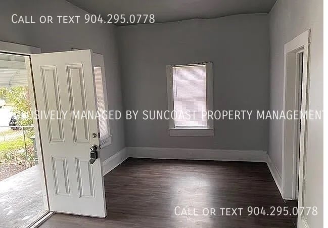 Building Photo - Adorable Updated Single Family Home Coming...