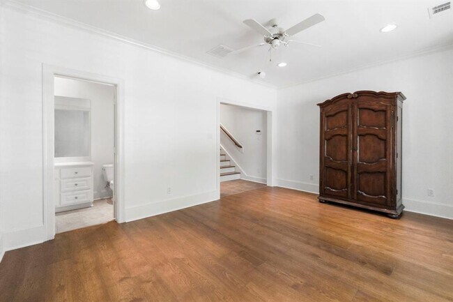Building Photo - 56 Waterway Ct