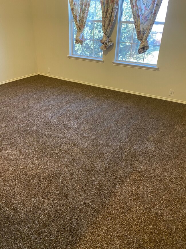 New carpet throughout the house - 2725 Hyde Park Dr