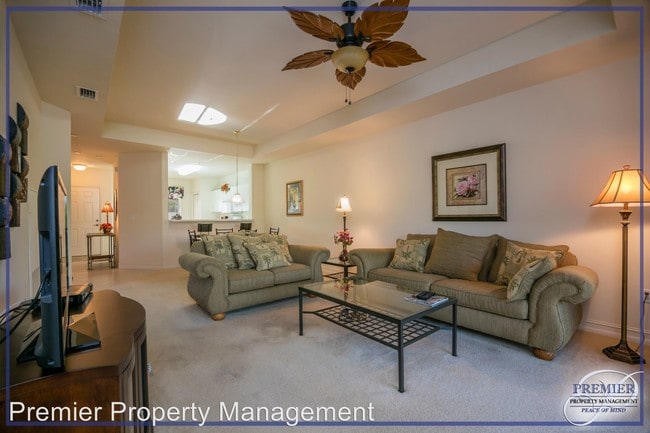 Building Photo - 7815 Regal Heron Cir