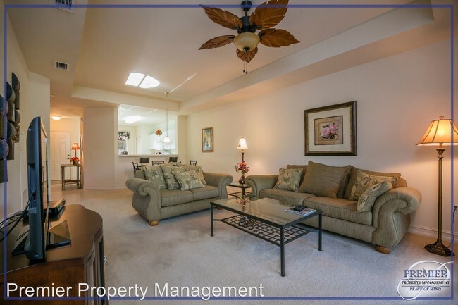 Foto del edificio - 7815 Regal Heron Cir