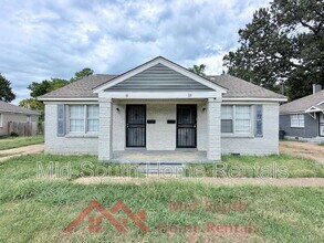 Building Photo - 83 Eastview Dr