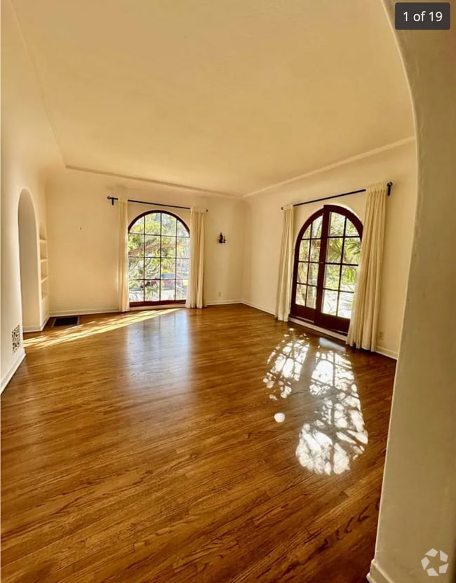 Building Photo - 855 17th St
