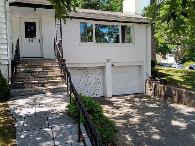 Building Photo - 60 Brookline St
