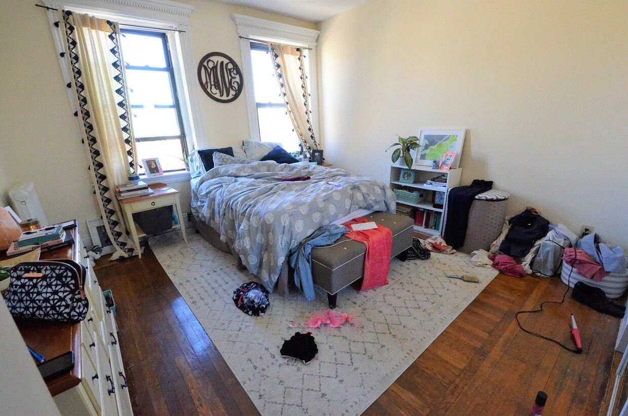 103 Hemenway St Unit 16 Boston Ma 02115 Apartment For Rent In Primary Photo 103 Hemenway St