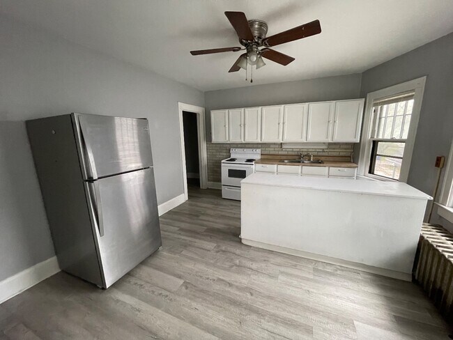 Foto del edificio - 1033 N 7th St
