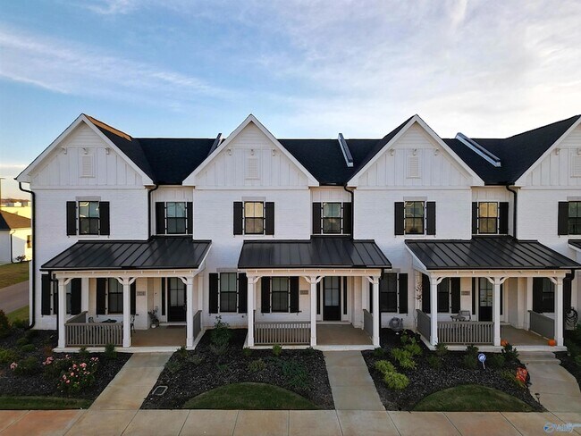 Building Photo - 322 Hay Rake Dr