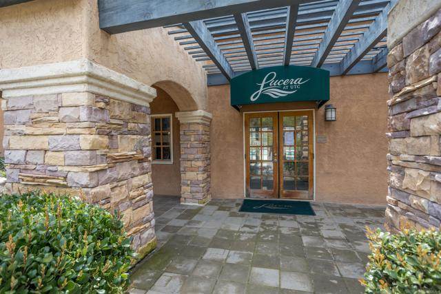 Foto del edificio - 7130 Shoreline Dr