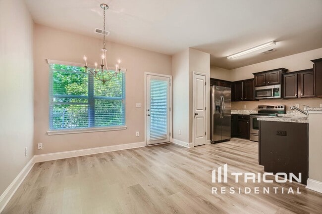 Building Photo - 7170 Fringe Flower Dr
