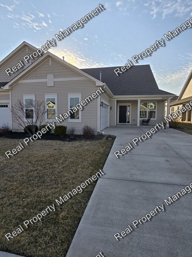 Primary Photo - Newer Two Bedroom Townhome