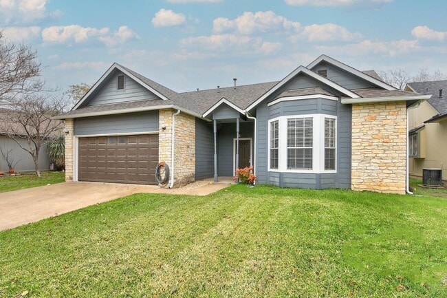 Building Photo - 2200 Big Hollow Dr