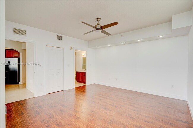 Foto del edificio - 2301 SW 27th Ave