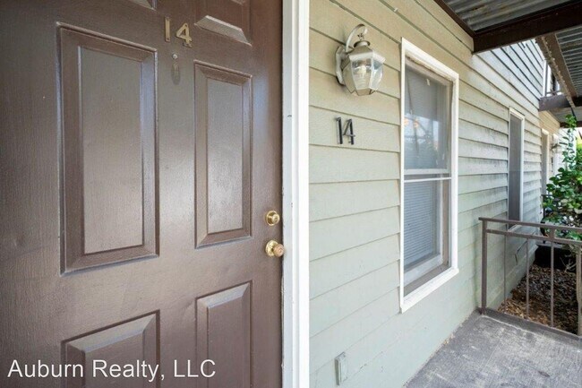 Building Photo - 2 br, 2 bath House - Campus Courtyard @ Gl...