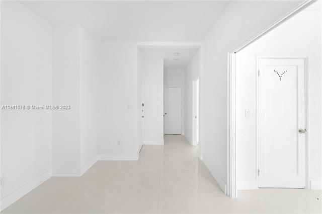 Foto del edificio - 825 Jefferson Ave