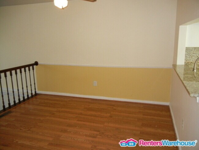 Building Photo - 9623 Lambeth Ct