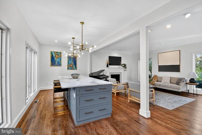 Building Photo - 3227 Ellicott St NW