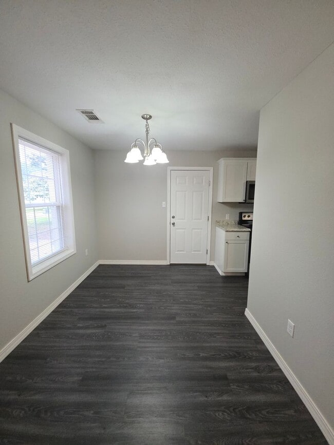 Foto del edificio - 2211 S Hartford Cove