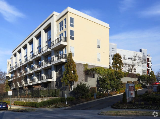 Building Photo - Block Lofts