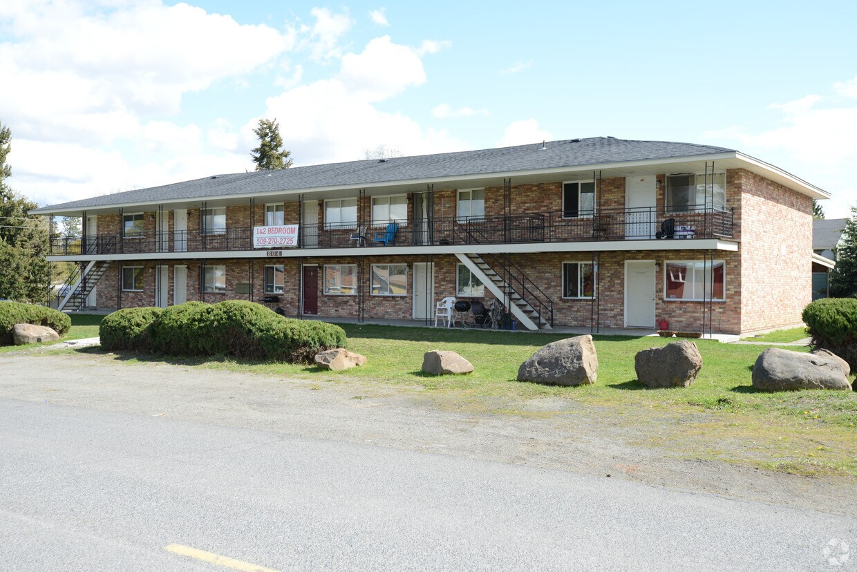 Primary Photo - 304 E Barker St