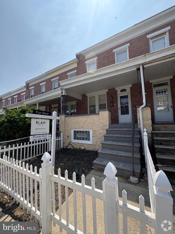 Building Photo - 141 N Monastery Ave