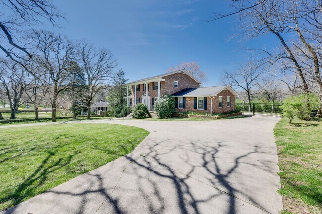 Building Photo - 795 Greeley Dr