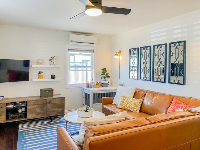 Foto del edificio - Beautiful Single-Story 2 Bedroom, 1 Bath w...