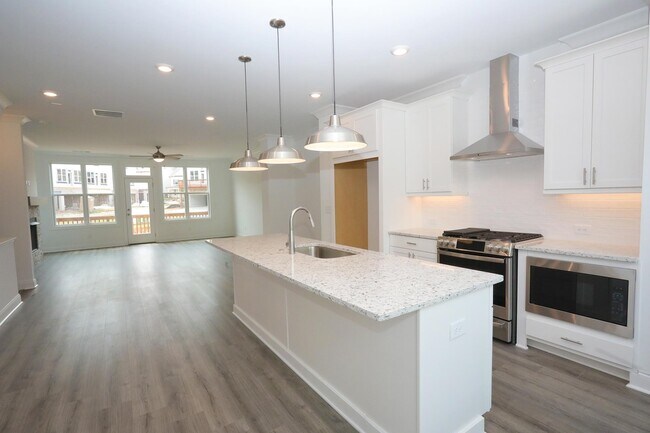 Foto del edificio - 3464 Benedict Pl