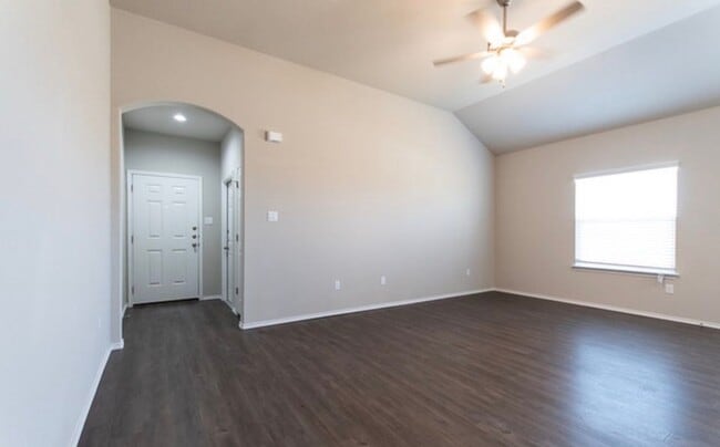 Foto del edificio - 617 Grayson Ln