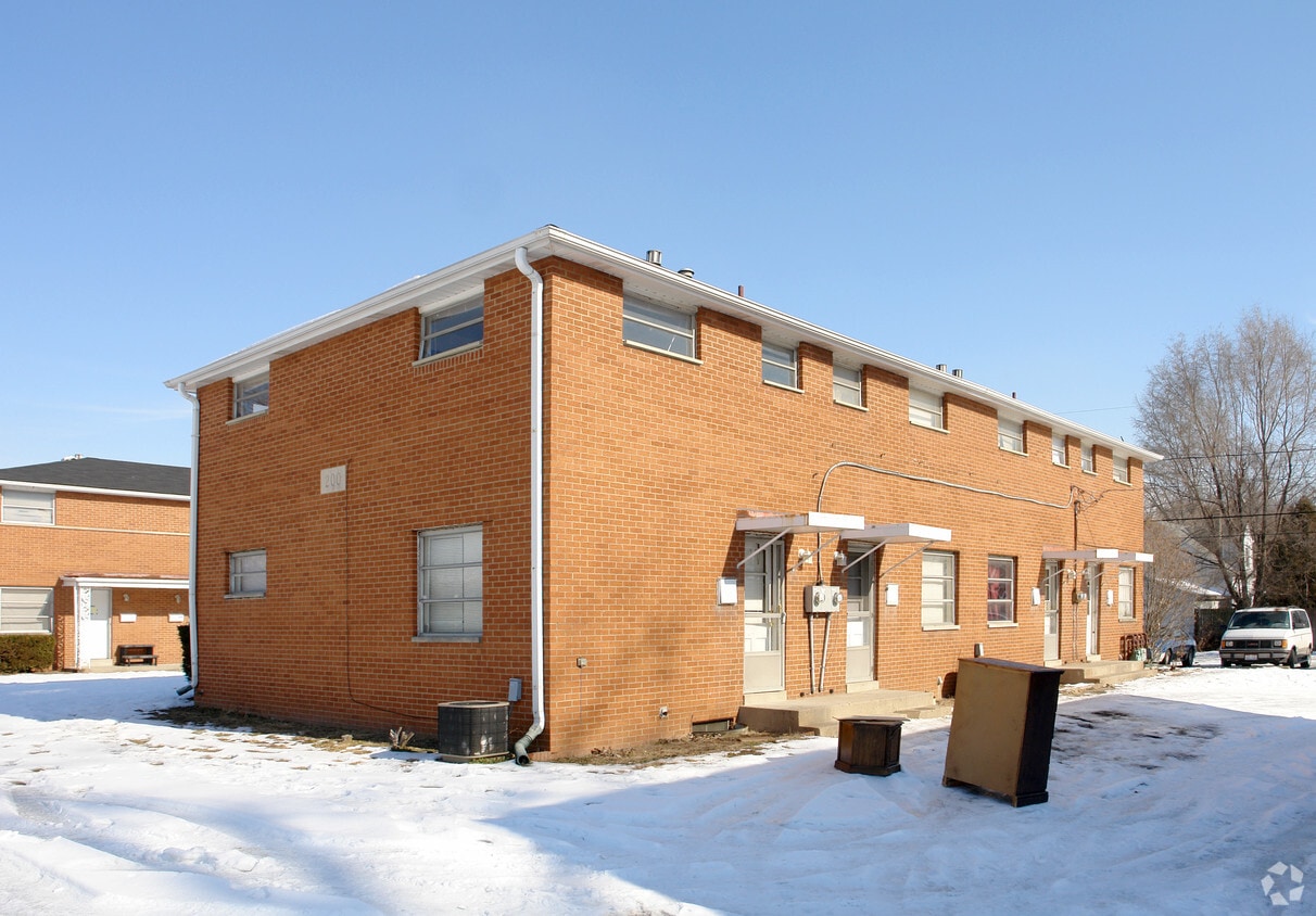 Building Photo - 200 N Huron Ave