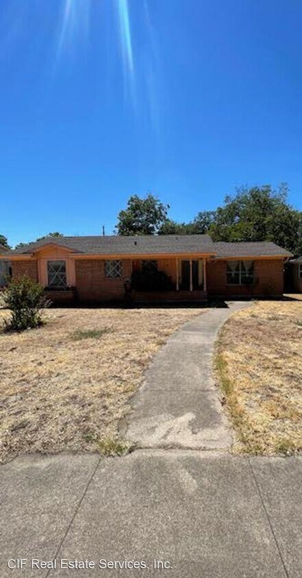 Primary Photo - 3 br, 2 bath House - 1218 Parkdale Dr.