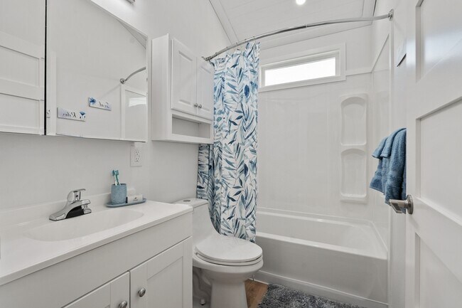 Foto del edificio - 720 Pritchett Ln