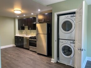 Building Photo - 2932 N Calvert St