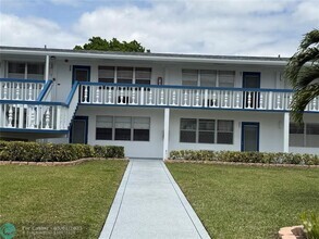 Building Photo - 411 TELFRD