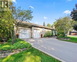 Building Photo - 1257 Hillview Crescent