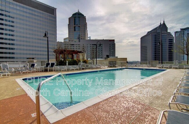 Building Photo - 210 N Church St