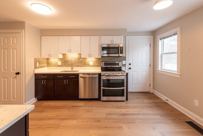 Foto del edificio - 19 Hoyle St