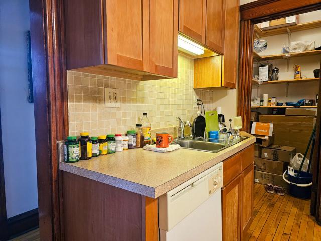 Building Photo - 2 bedroom in Chicago IL 60609