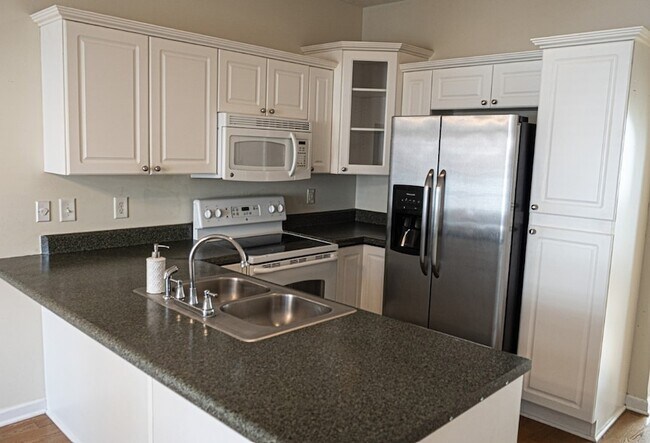 Foto del edificio - 614 Spence Enclave Way