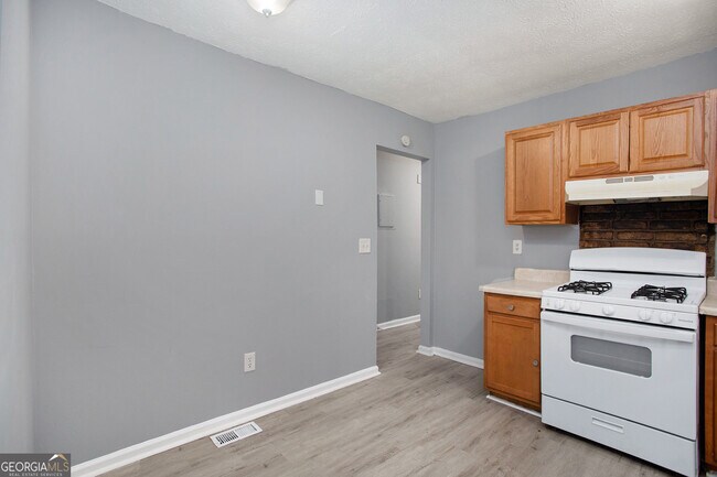 Foto del edificio - 2166 Satellite Way