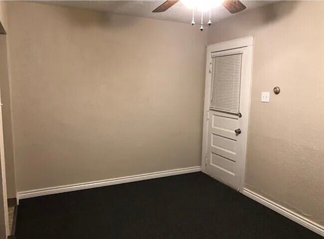Foto del edificio - 2414-2424 Orleans Ave