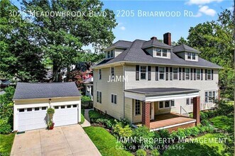 Building Photo - 3025 Meadowbrook Blvd