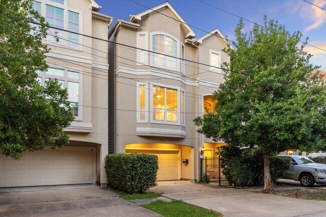 Foto del edificio - 5706 Blossom St