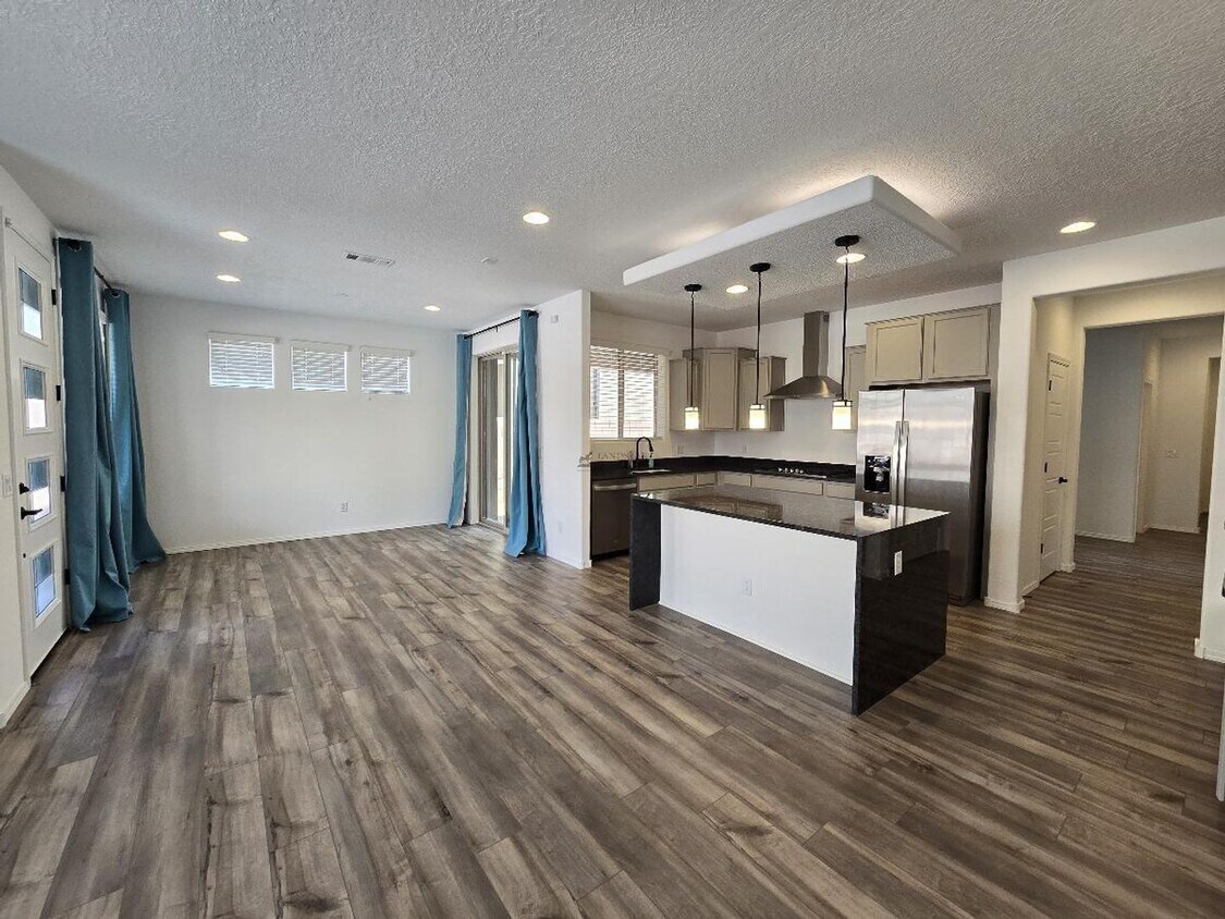 Foto principal - 5208 Gold Hl Ln