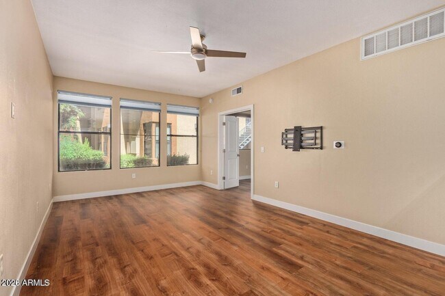 Foto del edificio - 6900 E Princess Dr