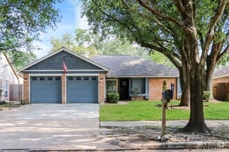 Building Photo - 15614 Fox Springs Dr