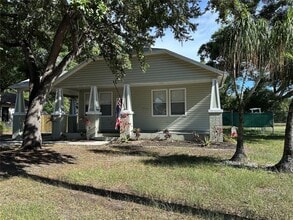 Building Photo - 1215 E 29th Ave