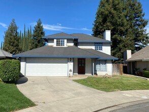Building Photo - 3051 Ironwood Ct