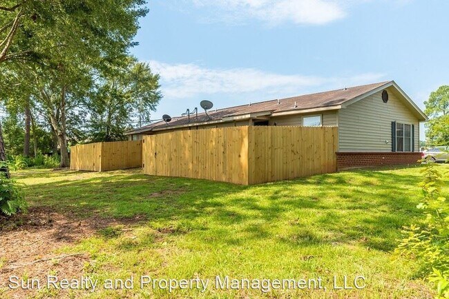 Building Photo - 2 br, 2 bath Apartment - 23350 County Road 65