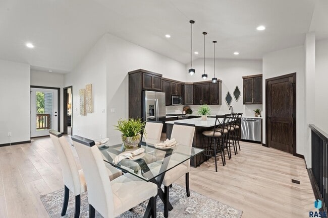 Foto del edificio - 1107 S Foss Ave