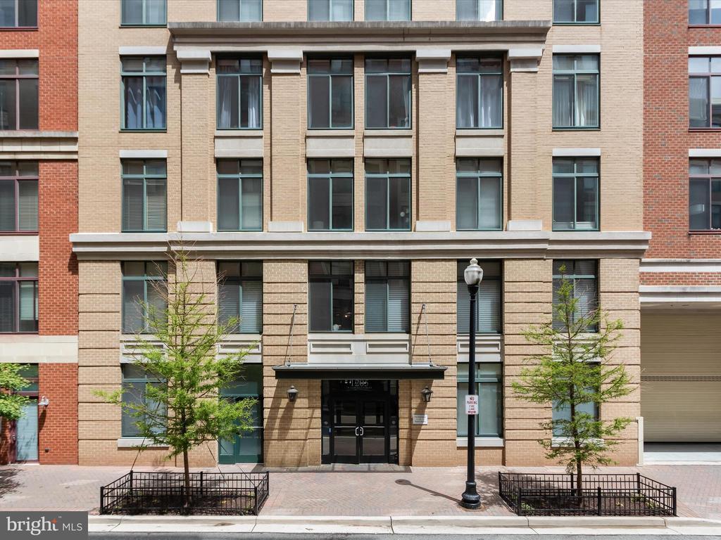 Foto principal - 1205 N Garfield St